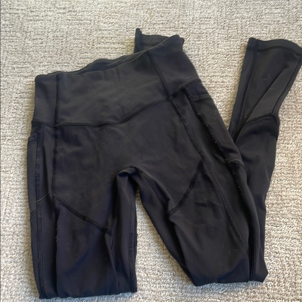 lululemon-FREE WITH PURCHASE